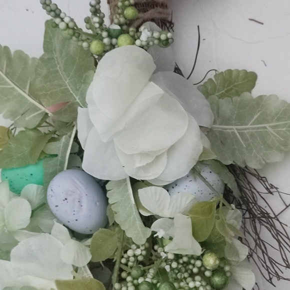 Long Easter Wreath - Picture 5 of 13